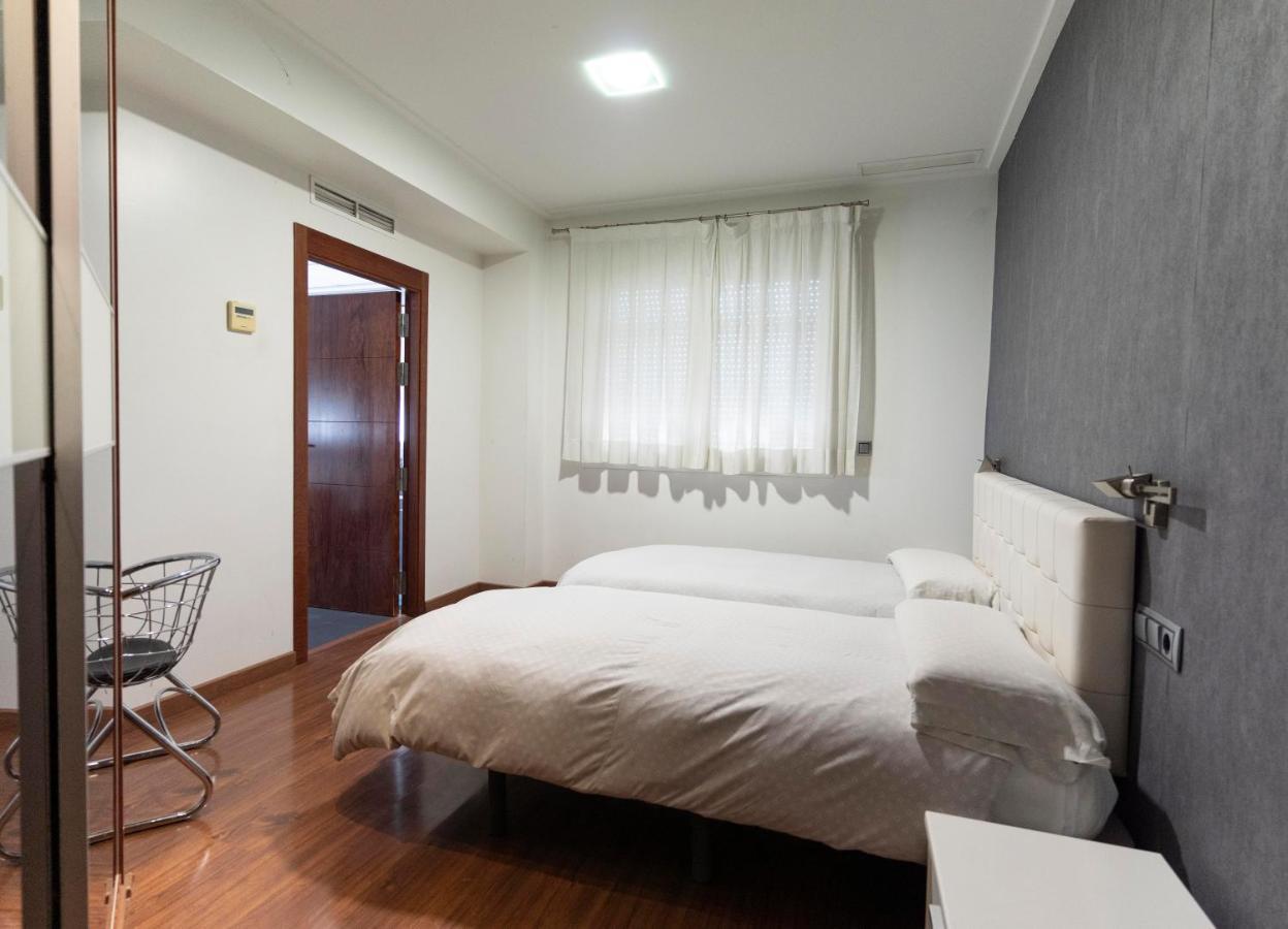 Hotel Lluna Alzira Ngoại thất bức ảnh